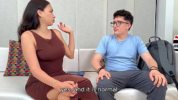 Tutora colombiana sex dater de tetas naturales es follada por la enorme verga de su alumno nerd folla mi coño velludo y apruebas toda la clase