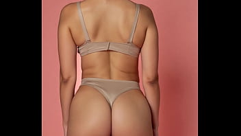 Posando en lencería