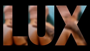 Mãos ao alto policial com bunda grande prende você nicole lux Mãos ao alto policial com bunda grande prende você nicole lux