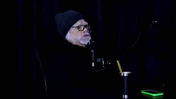 Sempre sonhou em ser aeromoça foi demitida em 5 meses por transar no avião e as putarias em vôos tifany rocha swing cast watch sheer red