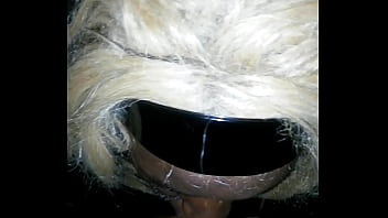 Ghetto chick takes cum in mouth