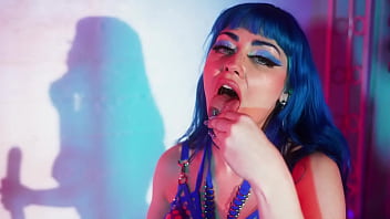 Let's get sloppy fishnet spit play