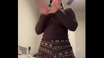 Solo moves ass booty thighs