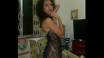 Jade knows that her neighbor watches her walk around naked inside the house so she takes the opportunity to masturbate on the living room couch provoking her even more