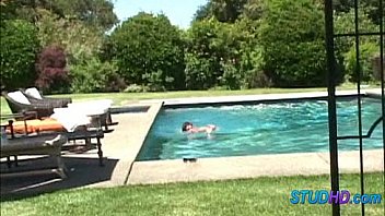 Hot babe fucks stud 0877