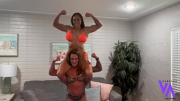 Strength vanessa arizona vs tapered physique