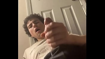 Open wide like a good hungry cum pig #cumblaster #gayxxx #gayhot #gayfollow