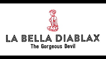 Foot & sole obsession of big booty milf