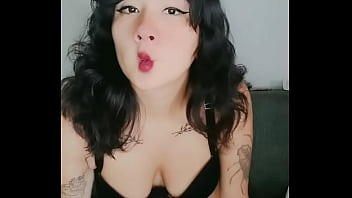 Cachonda frente a la cámara