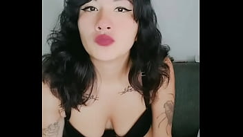 Cachonda frente a la cámara