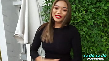 Hot stuff linda Hot stuff linda
