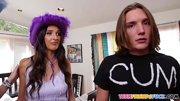 Teenfriendsfuck
