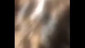 Gordita caliente mamando