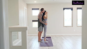 Jamie michelle cleans up trainer's sweaty cock