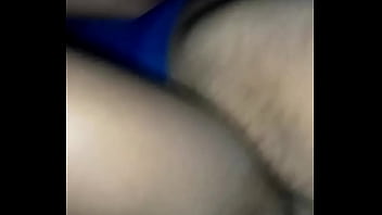 A pretinha tomando no cuzinho