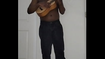 Continuing singing and dancing for free 4