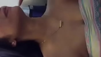 Desi hot girlfriend ausi suking cock