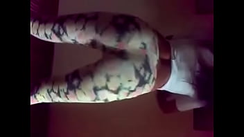 Girl Moving The Ass thumbnail