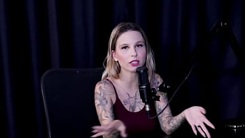 Tem um público misto é milf pegou um que brochou e já passou muita raiva por isso escolhe suas batalhas just joana watch sheer red