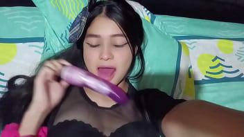 Me pillaron masturbándome casero real Me pillaron masturbándome casero real