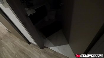 Pretty hot babe elizabeth jolie fucking a hard cock