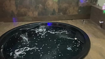 Assinem o red ou sheer vídeo completo estão lá