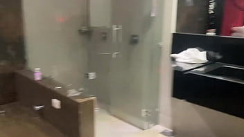 Assinem o red ou sheer vídeo completo estão lá