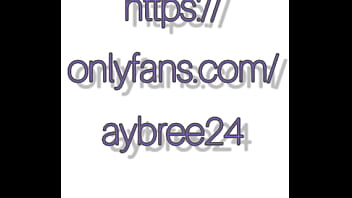 Natural big titties bouncing