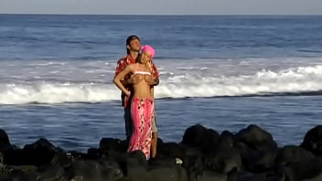 Alexa takes her man down to the seashore for some afternoon sex