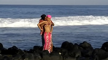 Alexa takes her man down to the seashore for some afternoon sex