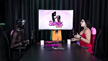 Ele não entende o preconceito das pessoas dentro de uma festa liberal e o seu prazer é ver as pessoas tendo prazer ramona 69 sheer red