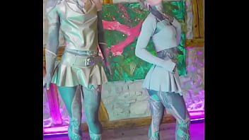 Wild or cute what do you prefer #tattoogirl #tattotwin #ink