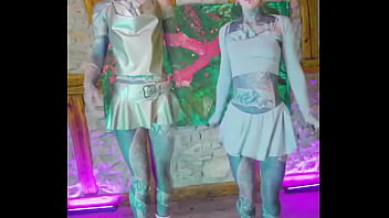 Wild or cute what do you prefer #tattoogirl #tattotwin #ink