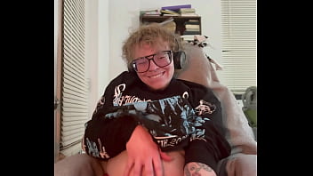 Ftm Plays With His Boypussy thumbnail