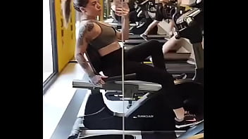 Na força do ódio tô aqui