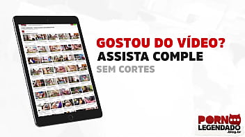 Legendado enteado transou com sua madrasta quando estava conversando ao celular