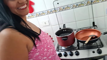 Na cozinha tem cuzinho – a nova culinária safada do casal mattos