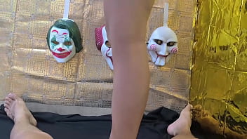 Пожертвование для моего невинного пасынка Сегодня Хэллоуин и мне придётся праздновать его с пасынком потому что мужа нет дома