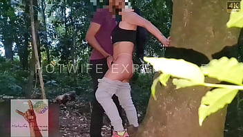 Casada Safada E Insaciável Não Resiste Ao Tesão Avassalador Do Amante Comedor Pauzudo E Fode Gostoso Em Plena Praça Pública thumbnail