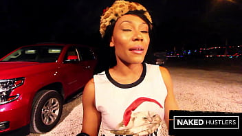 Big booty ebony jayla foxx fucking at the christmas tree lot