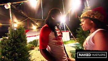 Big booty ebony jayla foxx fucking at the christmas tree lot