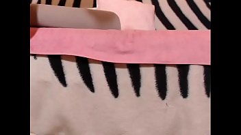 Alizeesweety playing on live webcam