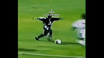 Edilson Capetinha Punindo As Garotas Espanholas No Morumbi thumbnail