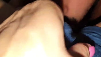 O fetiche era o short jeans milf greluda mostra tudo para seu amigo chupar sua bucetona