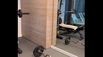 Coucou les zamours suite de mon séjour en espagne direction la salle