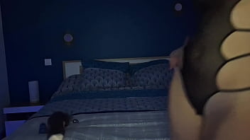 Si tu veux voir la suite viens me rejoindre en privé