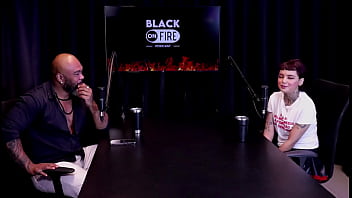 Pediu para socar uma bola de tênis no cu quer ter liberdade financeira e em quem ela mama senta ou passa annie clementine watch sheer red