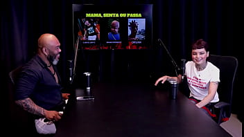 Pediu para socar uma bola de tênis no cu quer ter liberdade financeira e em quem ela mama senta ou passa annie clementine watch sheer red