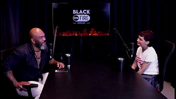 Pediu para socar uma bola de tênis no cu quer ter liberdade financeira e em quem ela mama senta ou passa annie clementine watch sheer red