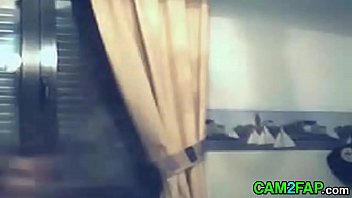 Girlfriends play webcam show